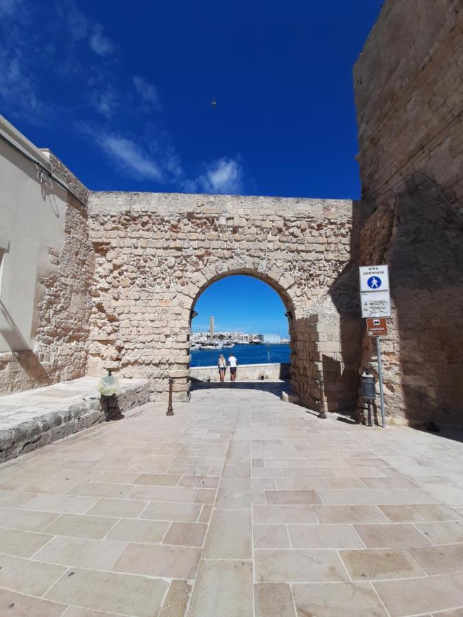 הוילה מונופולי Il Nido Al Castello מראה חיצוני תמונה